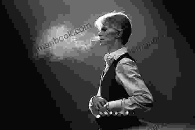 David Bowie As The Thin White Duke David Bowie (Little People BIG DREAMS 30)